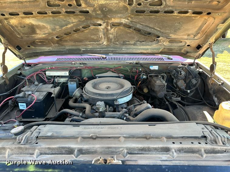 image for item DQ1500 1986 Chevrolet D3P brush fire truck