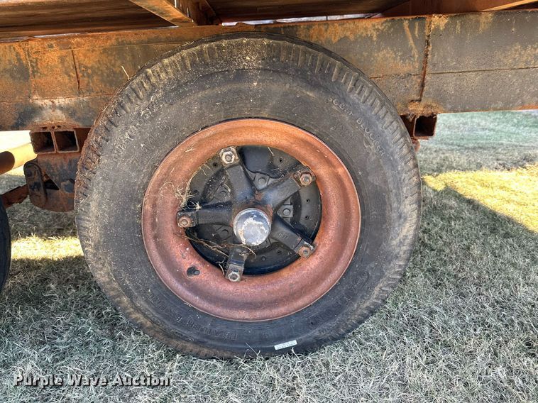 image for item DQ1501 Shop built utility trailer