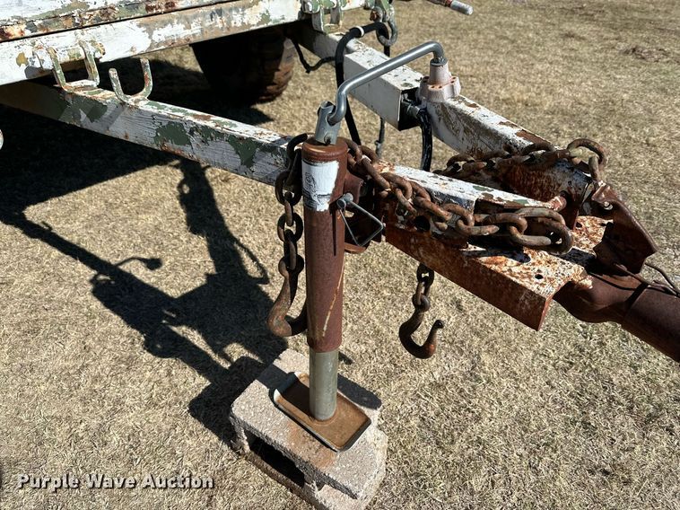 image for item DQ1504 Utility trailer