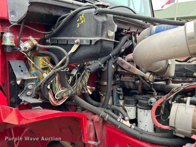 image for item DQ2221 2001 Freightliner FL70  pumper fire truck