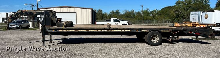 image for item DQ2246 1990 Gooseneck  equipment trailer