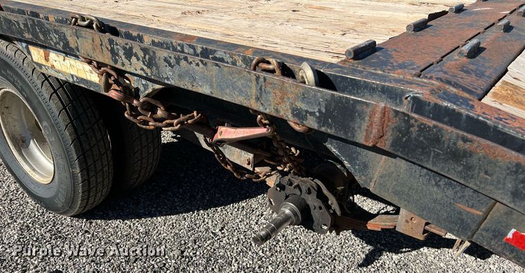 image for item DQ2246 1990 Gooseneck  equipment trailer