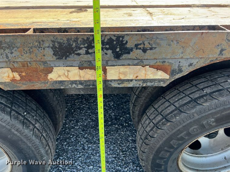 image for item DQ2246 1990 Gooseneck  equipment trailer