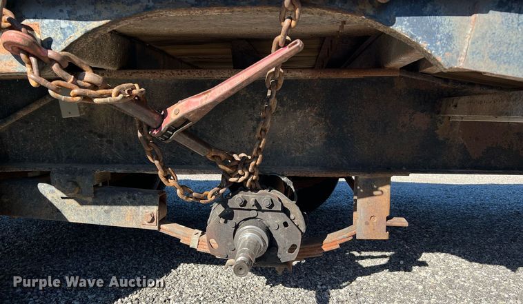 image for item DQ2246 1990 Gooseneck  equipment trailer