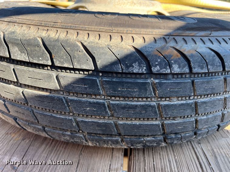 image for item DQ2246 1990 Gooseneck  equipment trailer