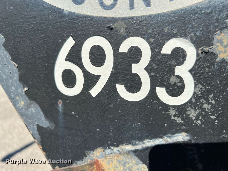 image for item DQ2246 1990 Gooseneck  equipment trailer