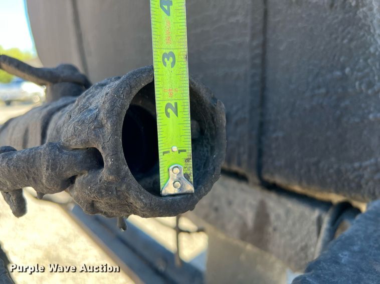 image for item DQ2248 1999 GMC C8500  oil distributor truck