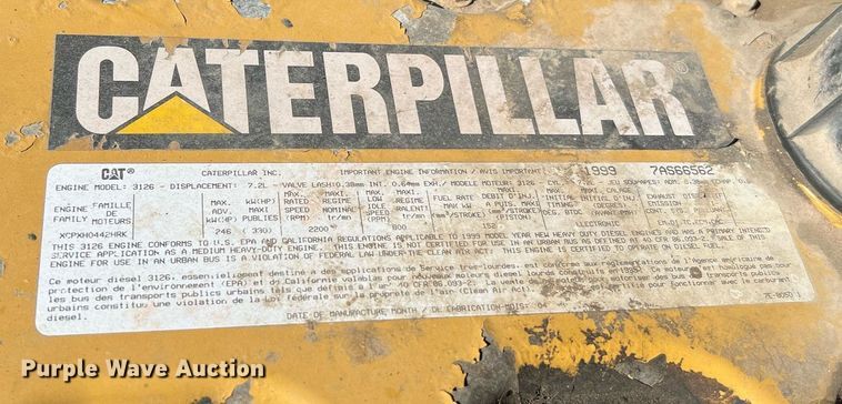 image for item DQ2248 1999 GMC C8500  oil distributor truck