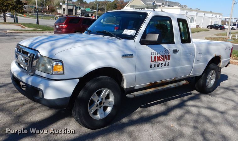 image for item DR5816 2006 Ford Ranger XLT SuperCab pickup truck