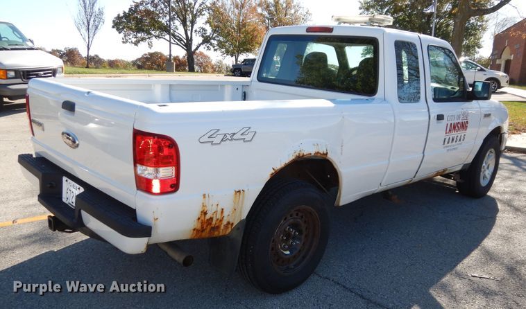 image for item DR5816 2006 Ford Ranger XLT SuperCab pickup truck