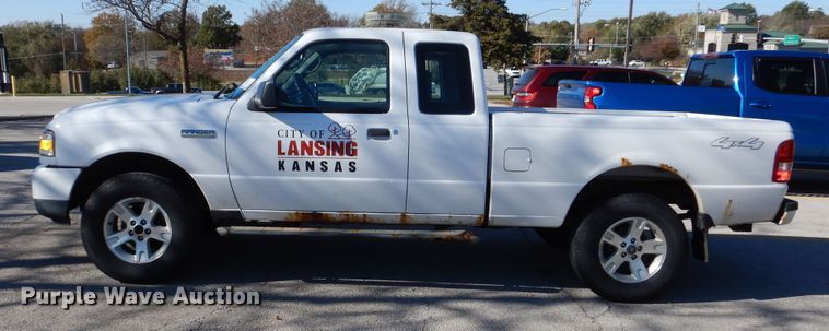 image for item DR5816 2006 Ford Ranger XLT SuperCab pickup truck