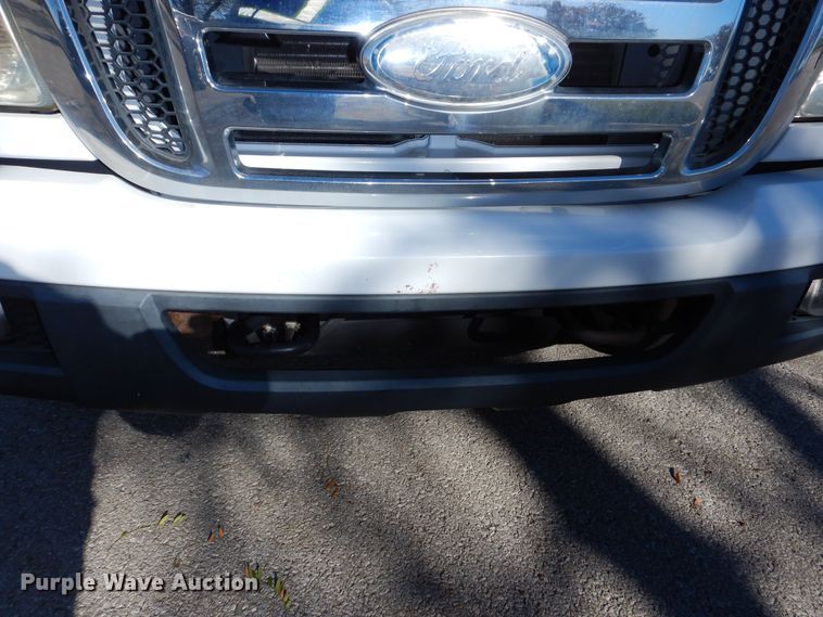 image for item DR5816 2006 Ford Ranger XLT SuperCab pickup truck