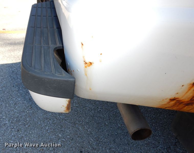 image for item DR5816 2006 Ford Ranger XLT SuperCab pickup truck