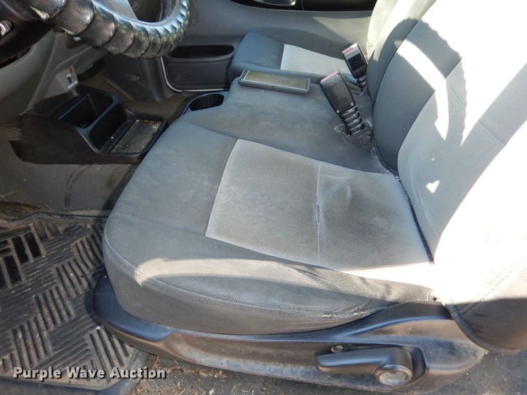 image for item DR5816 2006 Ford Ranger XLT SuperCab pickup truck