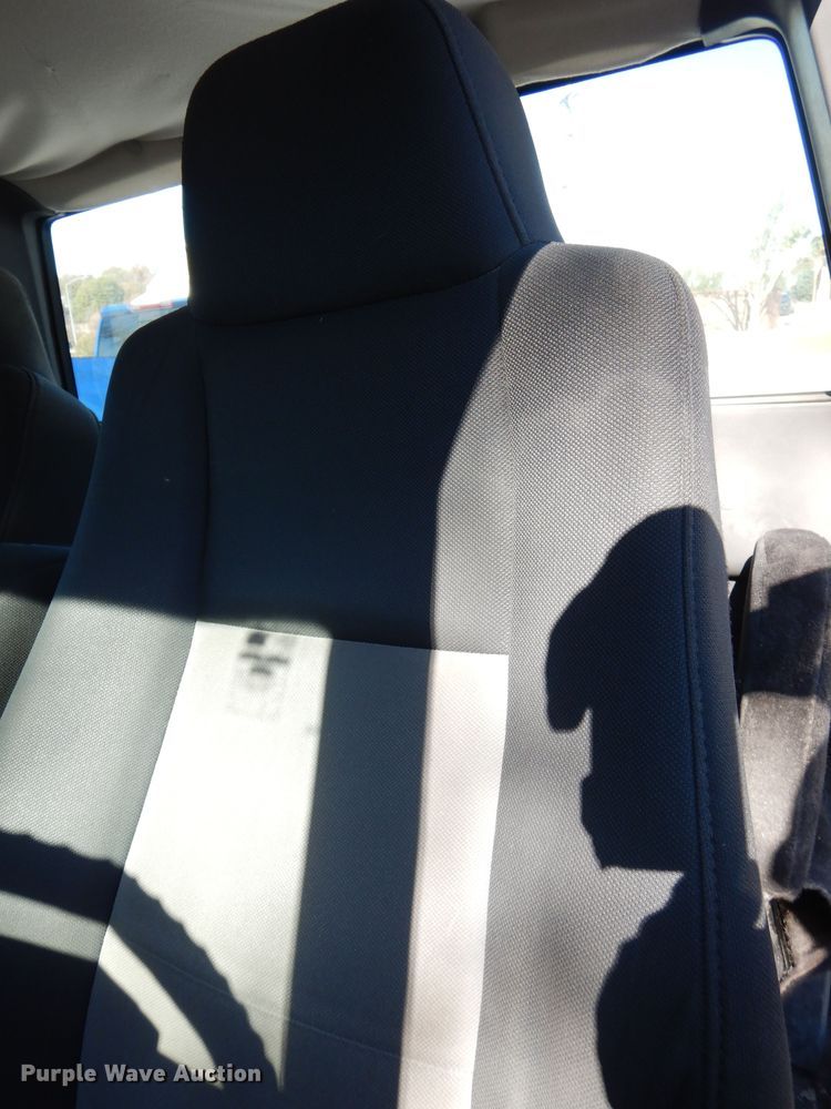 image for item DR5816 2006 Ford Ranger XLT SuperCab pickup truck