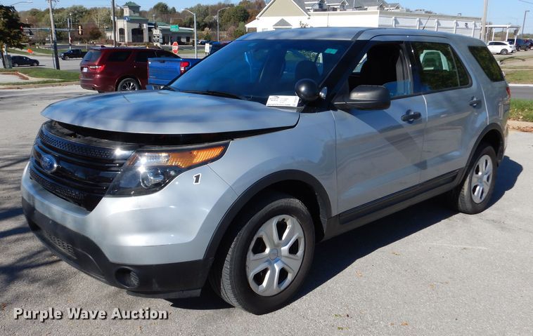 image for item DR5817 2013 Ford Explorer Police Interceptor  SUV