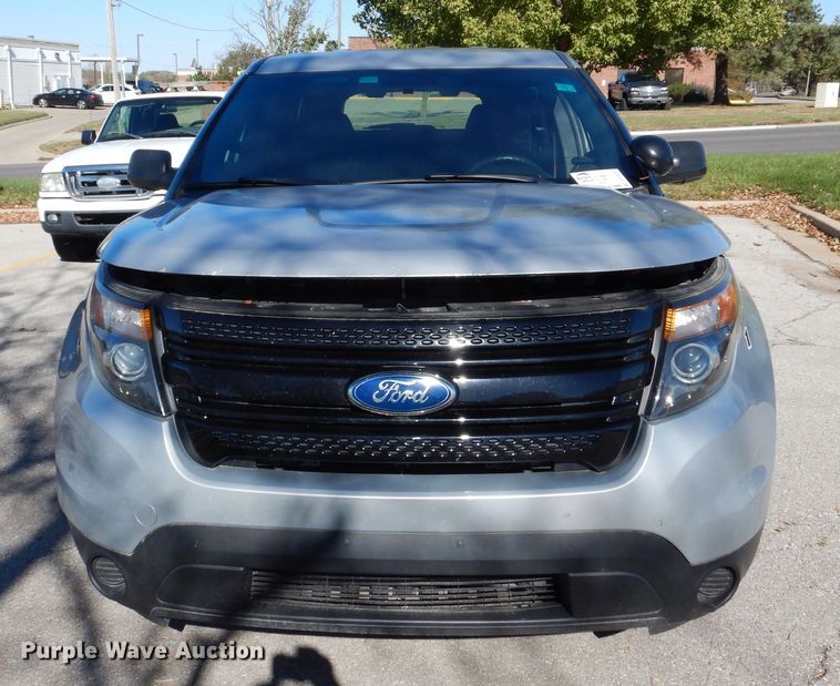 image for item DR5817 2013 Ford Explorer Police Interceptor  SUV