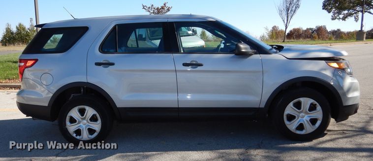 image for item DR5817 2013 Ford Explorer Police Interceptor  SUV