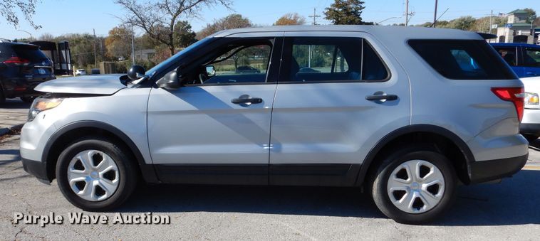 image for item DR5817 2013 Ford Explorer Police Interceptor  SUV