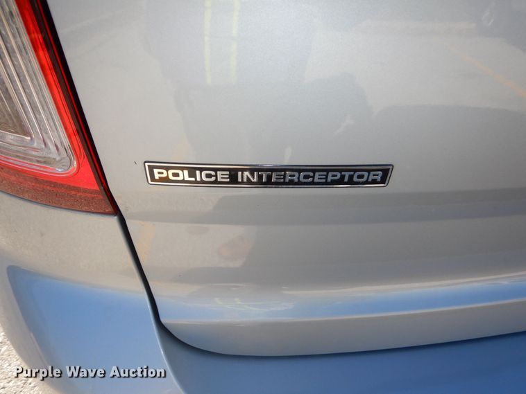 image for item DR5817 2013 Ford Explorer Police Interceptor  SUV