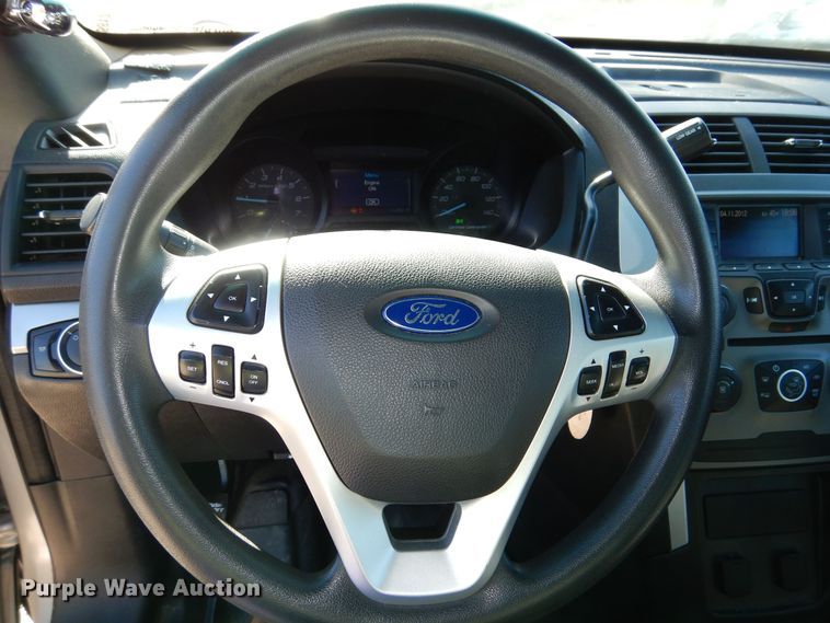 image for item DR5817 2013 Ford Explorer Police Interceptor  SUV