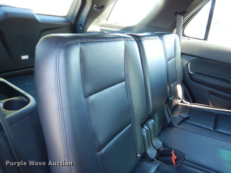 image for item DR5817 2013 Ford Explorer Police Interceptor  SUV