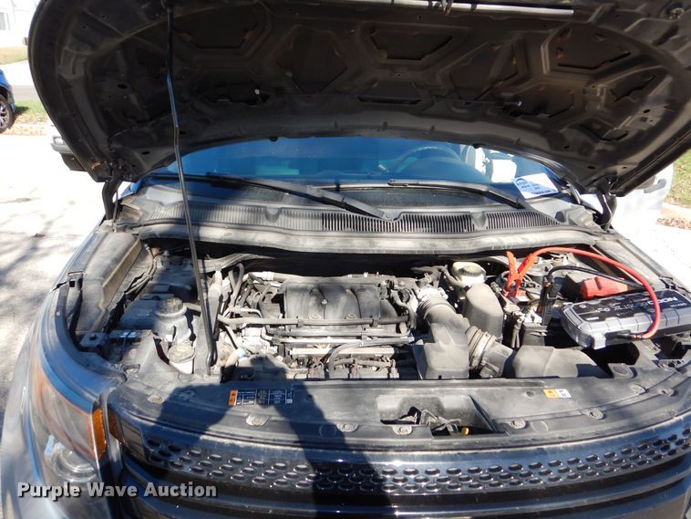 image for item DR5817 2013 Ford Explorer Police Interceptor  SUV