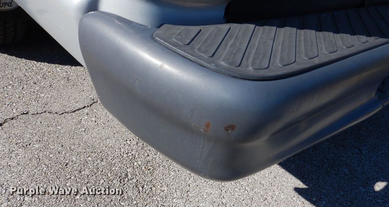 image for item DR5818 2007 Ford E350 Super Duty XL  van