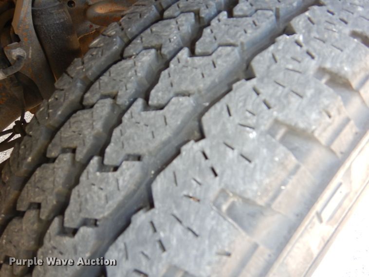 image for item DR5818 2007 Ford E350 Super Duty XL  van