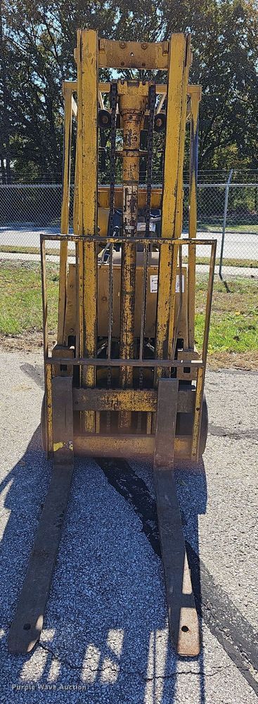 image for item DR5819 Clark C500-30  forklift