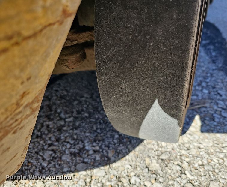 image for item DR5819 Clark C500-30  forklift