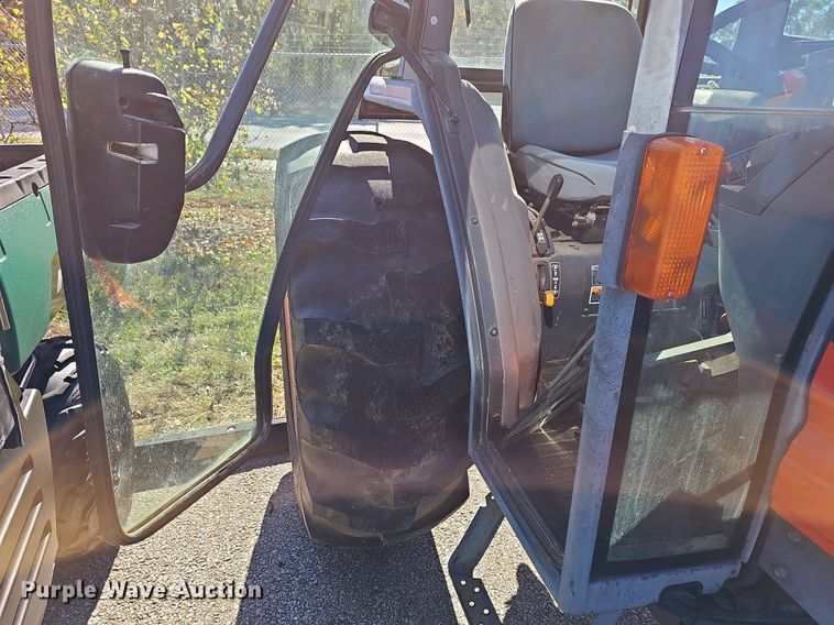 image for item DR5822 Kubota L3710D HST  tractor