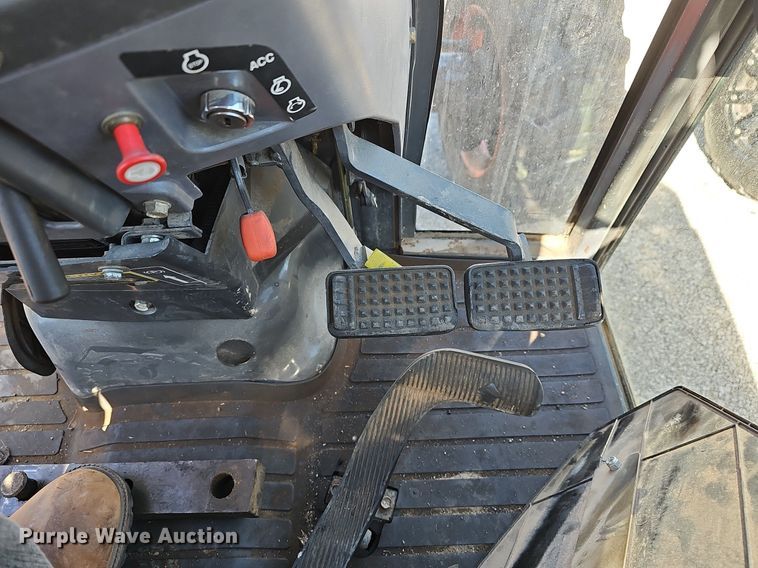 image for item DR5822 Kubota L3710D HST  tractor