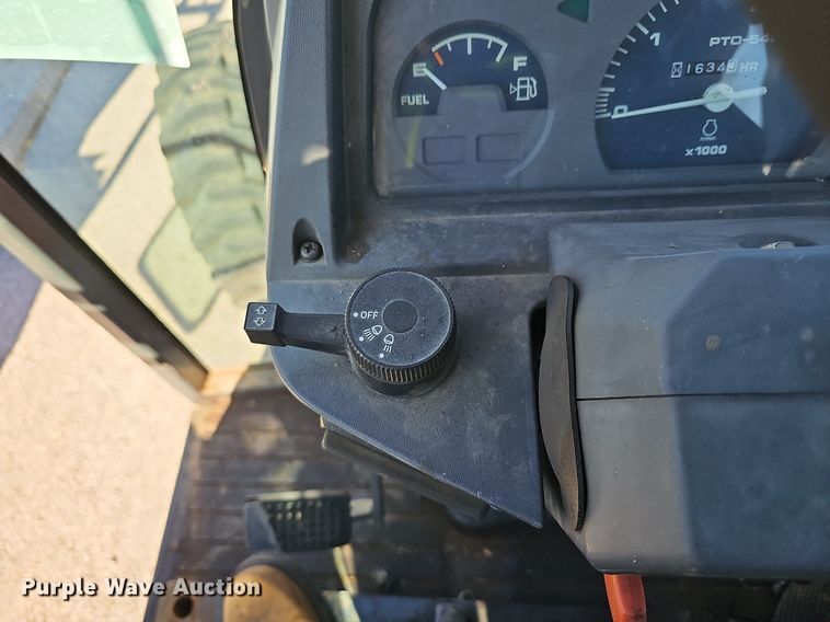 image for item DR5822 Kubota L3710D HST  tractor