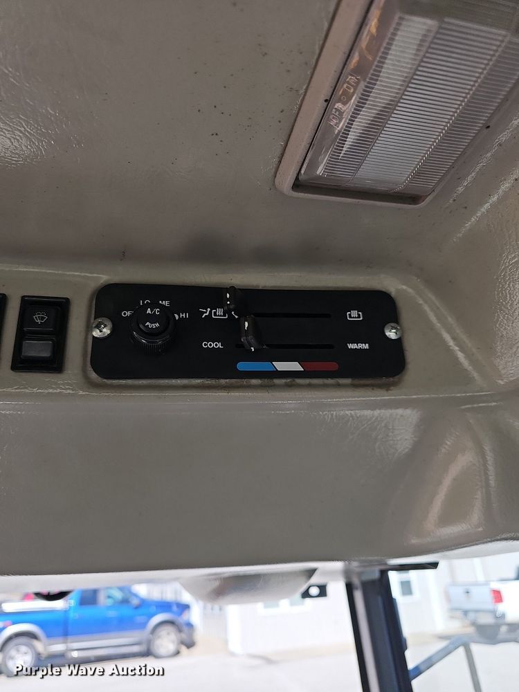 image for item DR5822 Kubota L3710D HST  tractor