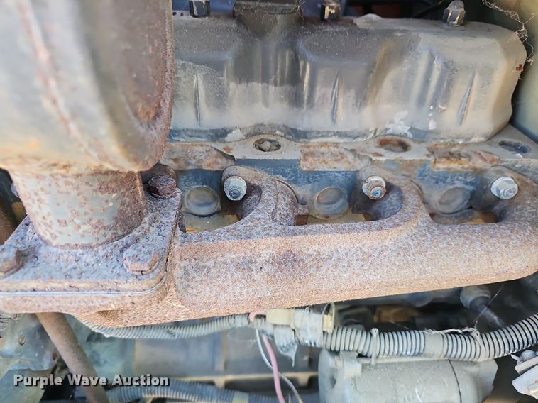 image for item DR5822 Kubota L3710D HST  tractor