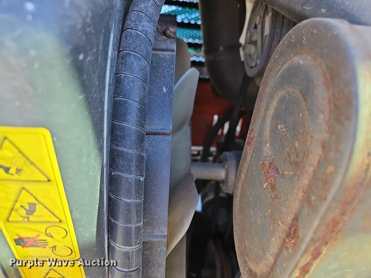 image for item DR5822 Kubota L3710D HST  tractor