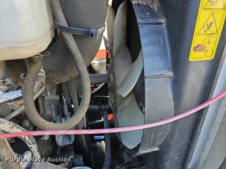 image for item DR5822 Kubota L3710D HST  tractor