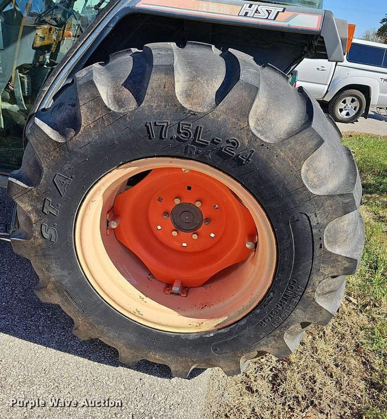 image for item DR5822 Kubota L3710D HST  tractor