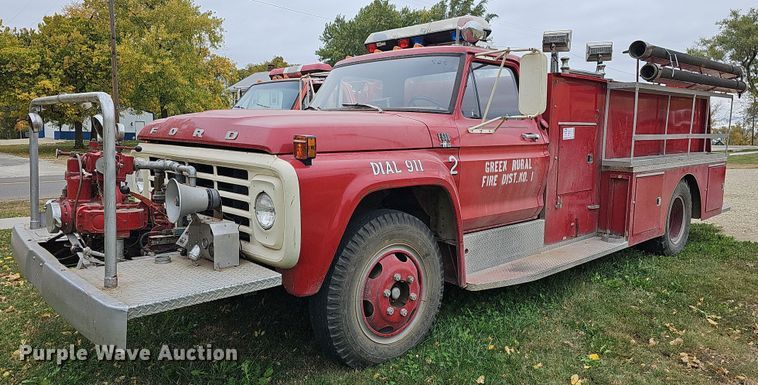 image for item DR5839 1973 Ford F600  fire truck