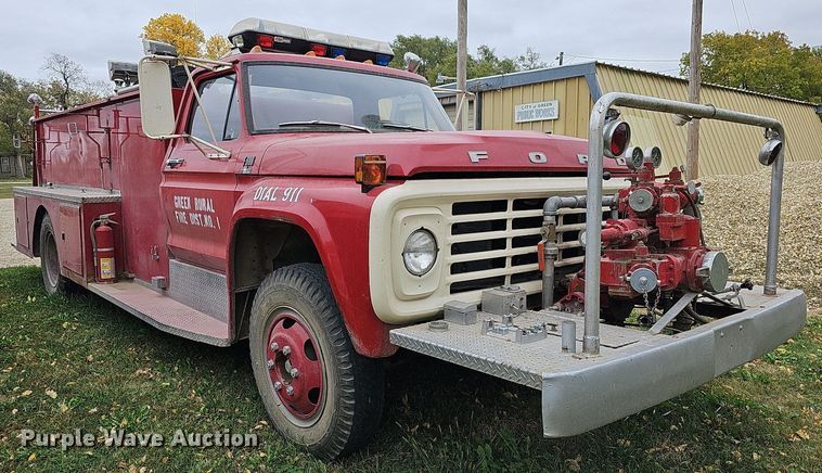 image for item DR5839 1973 Ford F600  fire truck