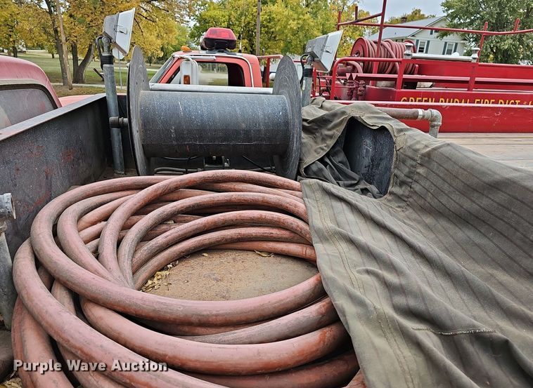 image for item DR5839 1973 Ford F600  fire truck