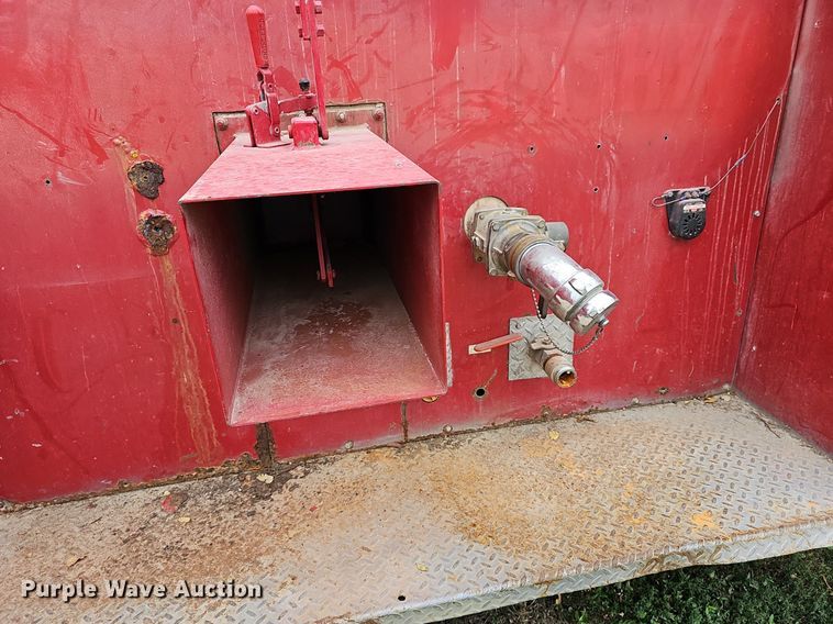 image for item DR5839 1973 Ford F600  fire truck