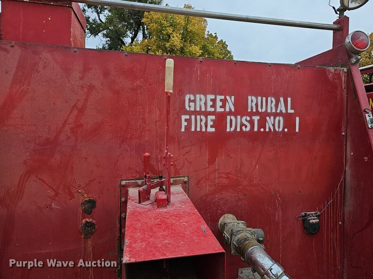 image for item DR5839 1973 Ford F600  fire truck