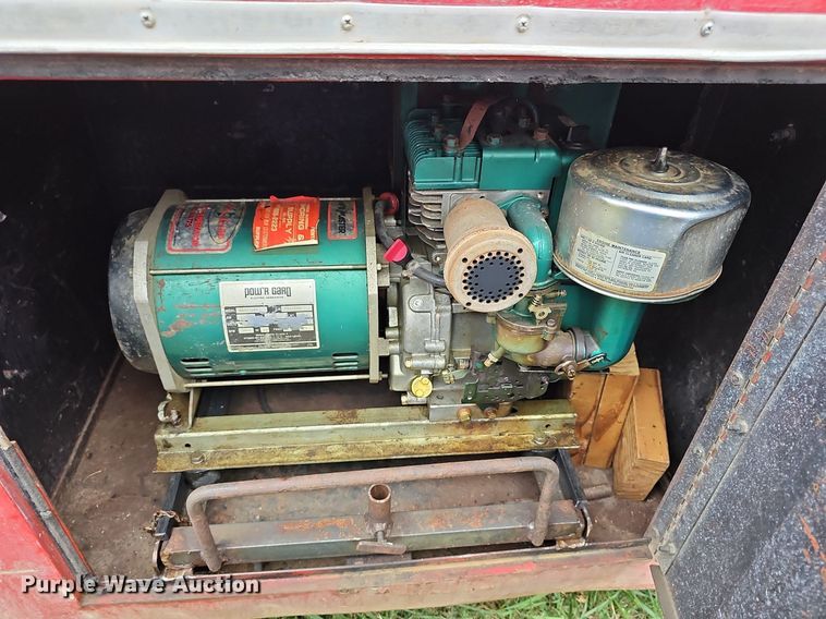 image for item DR5839 1973 Ford F600  fire truck