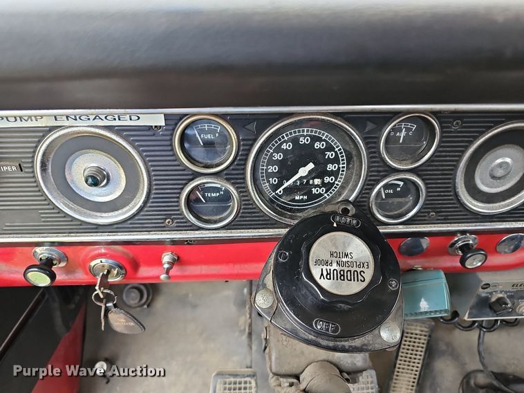 image for item DR5839 1973 Ford F600  fire truck