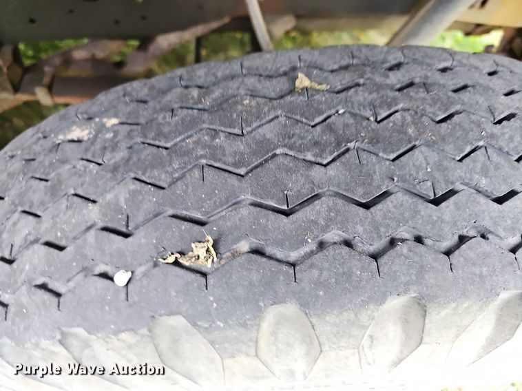 image for item DR5839 1973 Ford F600  fire truck