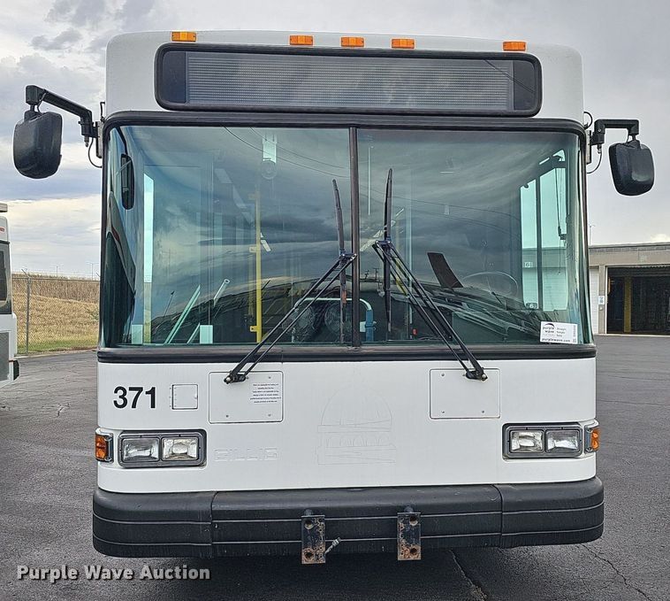 image for item DR5849 2011 Gillig  transit bus