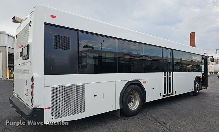 image for item DR5849 2011 Gillig  transit bus