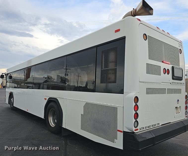 image for item DR5849 2011 Gillig  transit bus